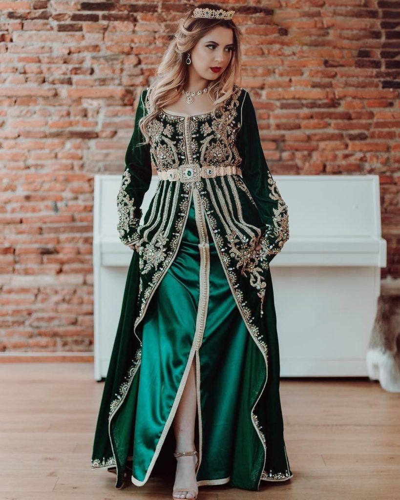 Robe de mariée moderne Maroc en vert